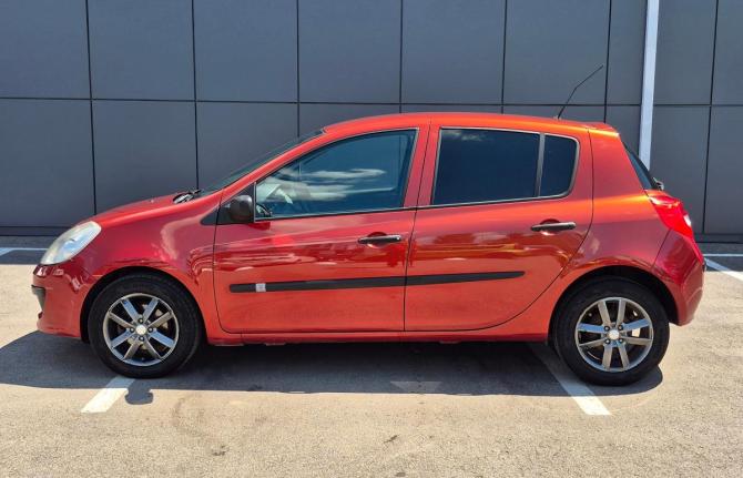Renault Clio III с пробегом 2007 года, цена 530 000 рублей, 193855 км, хэтчбек, Автокод Объявления