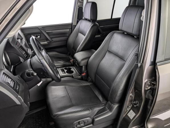 Mitsubishi Pajero IV Рестайлинг 1 с пробегом 2012 года, цена 2 585 000 рублей, 78431 км, внедорожник, Автокод Объявления