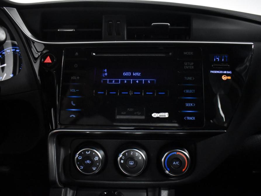 Toyota Corolla XI (E160 E170 E180) Рестайлинг 1 Санкт-Петербург  - изображение 17