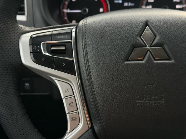 Mitsubishi L200 V Рестайлинг с пробегом 2019 года, цена 2 990 000 рублей, 156000 км, offers.body_type.unknown, Автокод Объявления