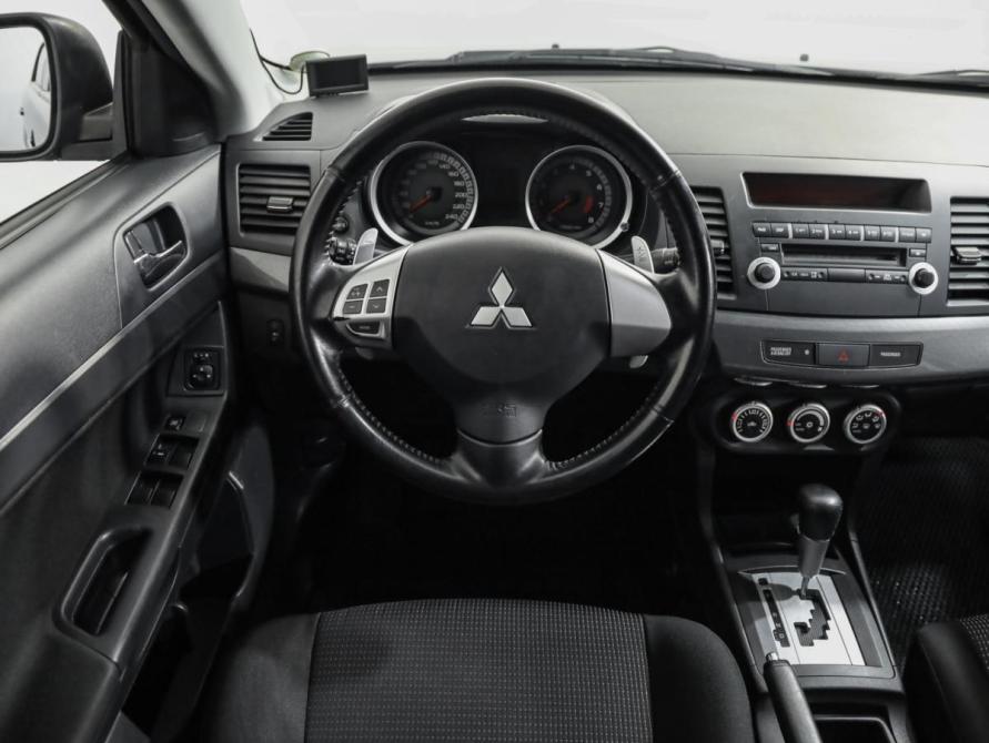 Mitsubishi Lancer X Санкт-Петербург  - изображение 11