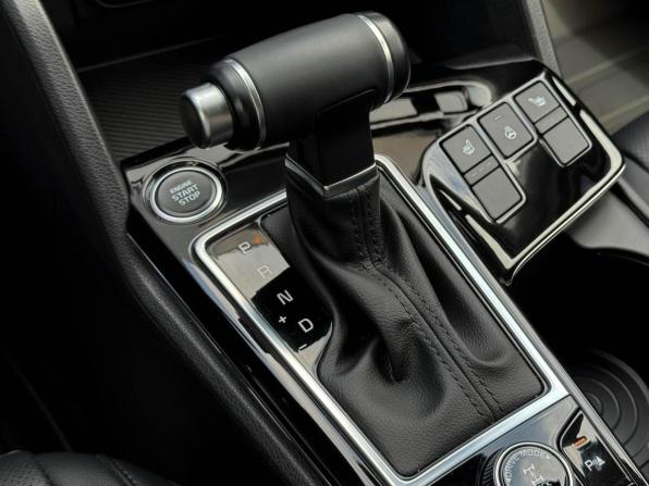 Kia Sportage V с пробегом 2023 года, цена 3 749 000 рублей, 12023 км, внедорожник, Автокод Объявления
