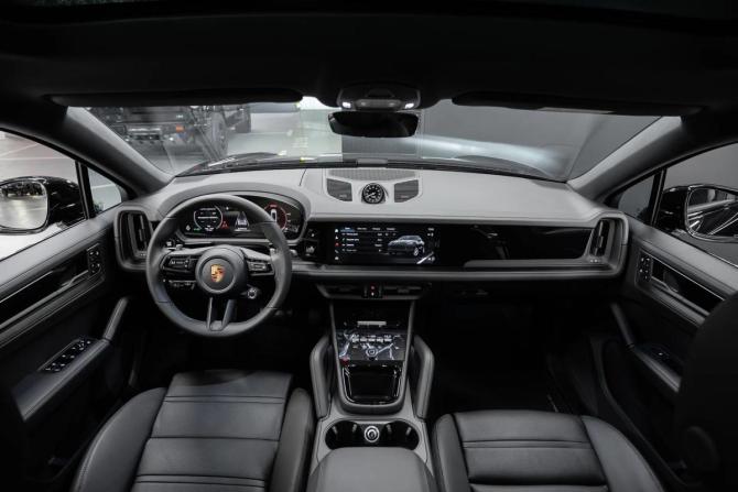 Новый Porsche Cayenne III Рестайлинг 2026 года, цена 16 550 000 рублей, внедорожник, Автокод Объявления