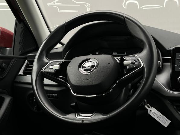 Skoda Rapid II с пробегом 2020 года, цена 1 597 300 рублей, 66900 км, лифтбек, Автокод Объявления