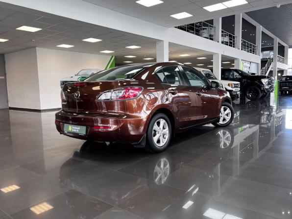 Mazda 3 II (BL) Рестайлинг с пробегом 2012 года, цена 1 045 000 рублей, 106730 км, седан, Автокод Объявления