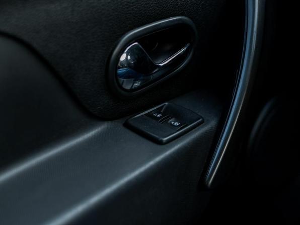 Renault Sandero II с пробегом 2015 года, цена 817 000 рублей, 145479 км, хэтчбек, Автокод Объявления