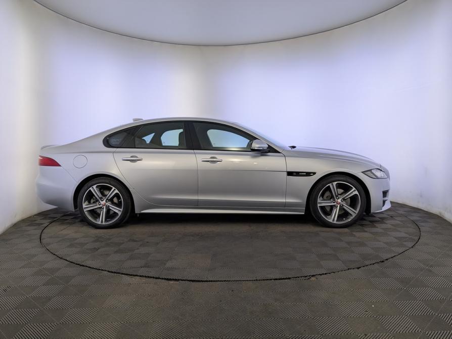 Jaguar XF II Москва  - изображение 4