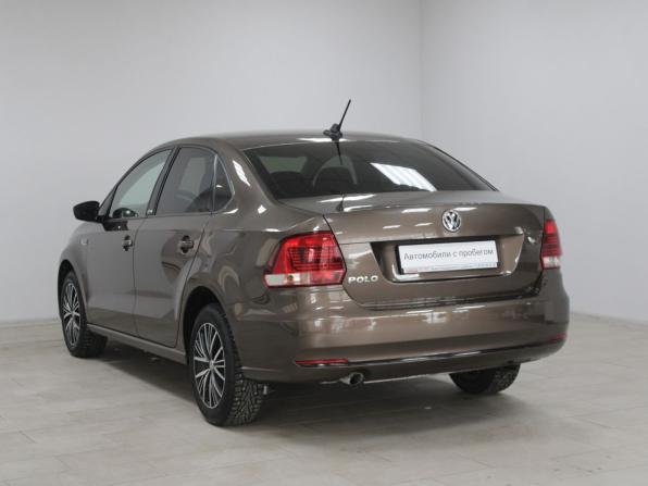 Volkswagen Polo V Рестайлинг с пробегом 2017 года, цена 999 900 рублей, 196919 км, седан, Автокод Объявления