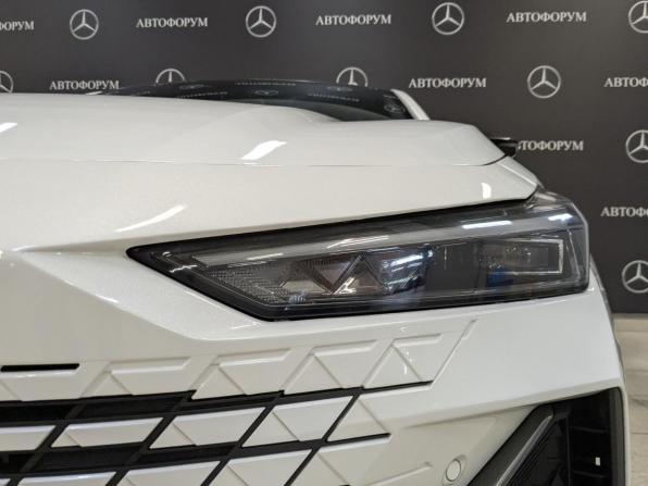 Changan UNI-V I с пробегом 2023 года, цена 2 120 000 рублей, 52405 км, лифтбек, Автокод Объявления