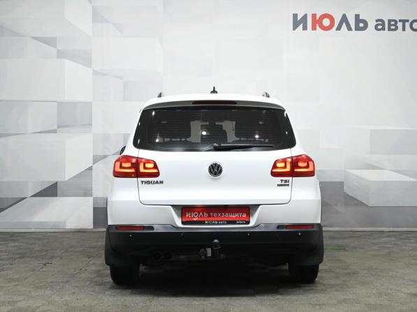 Volkswagen Tiguan I Рестайлинг с пробегом 2014 года, цена 1 250 000 рублей, 237744 км, внедорожник, Автокод Объявления