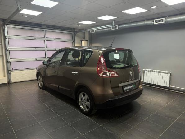 Renault Scenic III с пробегом 2010 года, цена 745 000 рублей, 206780 км, компактвэн, Автокод Объявления