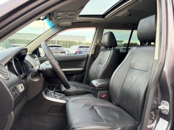 Suzuki Grand Vitara II Рестайлинг с пробегом 2010 года, цена 930 000 рублей, 222000 км, внедорожник, Автокод Объявления