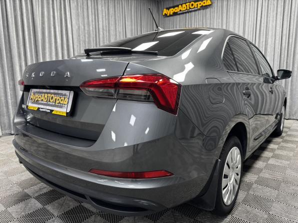 Skoda Rapid II с пробегом 2021 года, цена 1 520 000 рублей, 92388 км, лифтбек, Автокод Объявления