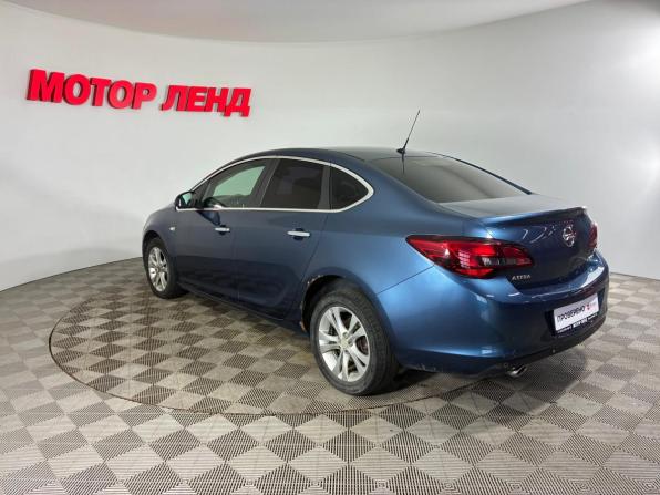 Opel Astra J Рестайлинг с пробегом 2013 года, цена 650 000 рублей, 189512 км, седан, Автокод Объявления
