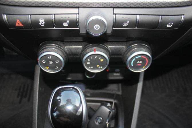 Lada (ВАЗ) Vesta I Рестайлинг (NG) с пробегом 2025 года, цена 1 397 000 рублей, 16174 км, седан, Автокод Объявления
