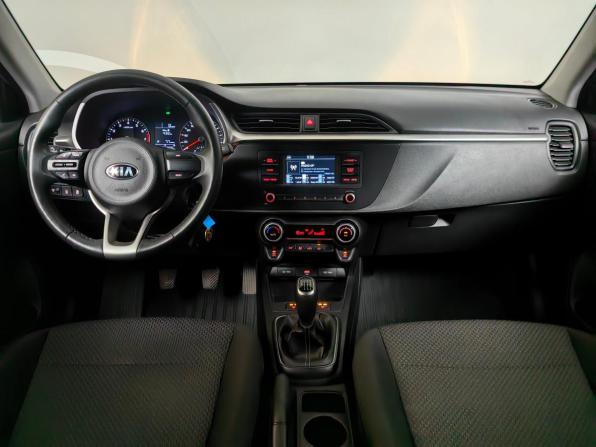 Kia Rio IV Рестайлинг с пробегом 2021 года, цена 1 717 000 рублей, 47804 км, хэтчбек, Автокод Объявления