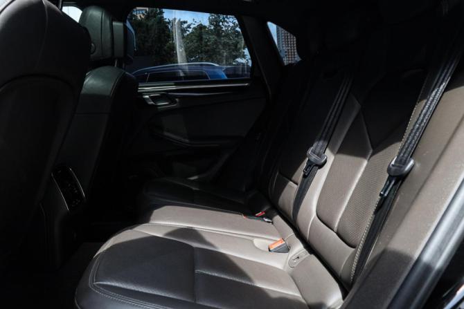 Porsche Macan I Рестайлинг с пробегом 2019 года, цена 3 724 380 рублей, 263539 км, внедорожник, Автокод Объявления