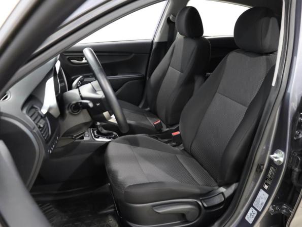 Kia Rio IV Рестайлинг с пробегом 2021 года, цена 1 659 000 рублей, 28211 км, хэтчбек, Автокод Объявления
