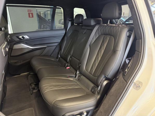 BMW X7 I (G07) Рестайлинг с пробегом 2024 года, цена 13 500 000 рублей, 16470 км, внедорожник, Автокод Объявления