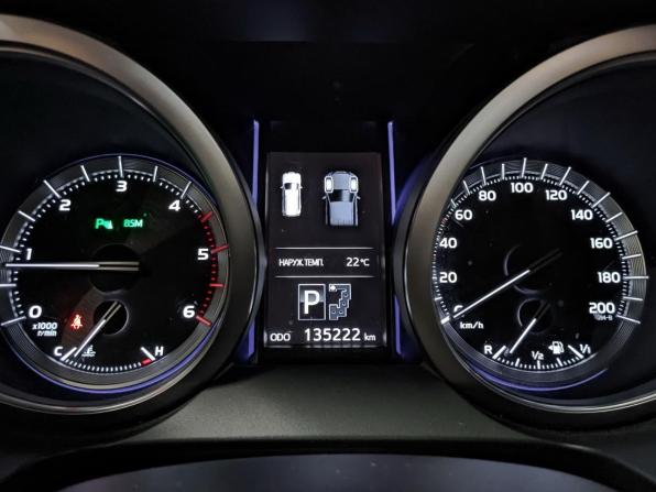 Toyota Land Cruiser Prado 150 Series Рестайлинг 1 с пробегом 2014 года, цена 3 550 000 рублей, 135157 км, внедорожник, Автокод Объявления