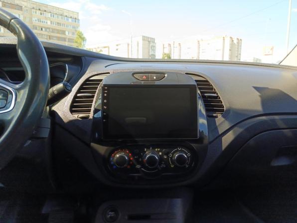 Renault Kaptur I с пробегом 2018 года, цена 1 210 000 рублей, 226847 км, внедорожник, Автокод Объявления
