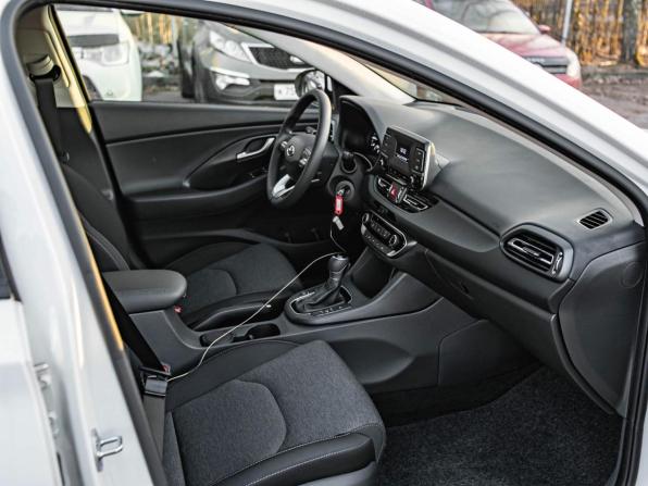 Hyundai i30 III Рестайлинг 2 с пробегом 2023 года, цена 2 200 000 рублей, 130 км, универсал, Автокод Объявления