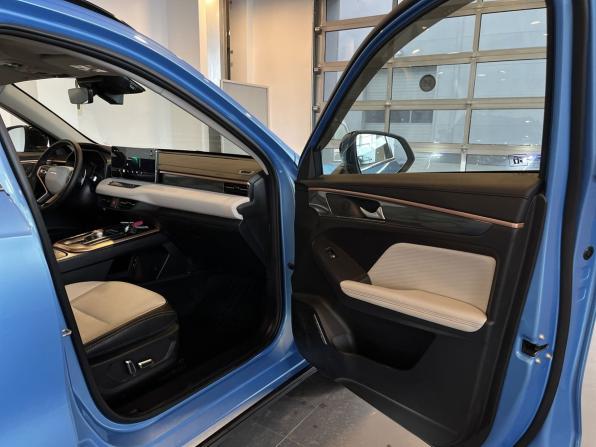 Haval Jolion I Рестайлинг с пробегом 2024 года, цена 2 425 000 рублей, 4265 км, внедорожник, Автокод Объявления