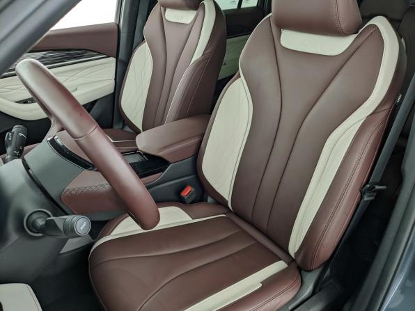 Geely Monjaro I с пробегом 2023 года, цена 3 500 000 рублей, 11568 км, внедорожник, Автокод Объявления