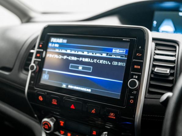 Nissan Serena V (C27) с пробегом 2019 года, цена 2 279 000 рублей, 109327 км, минивэн, Автокод Объявления