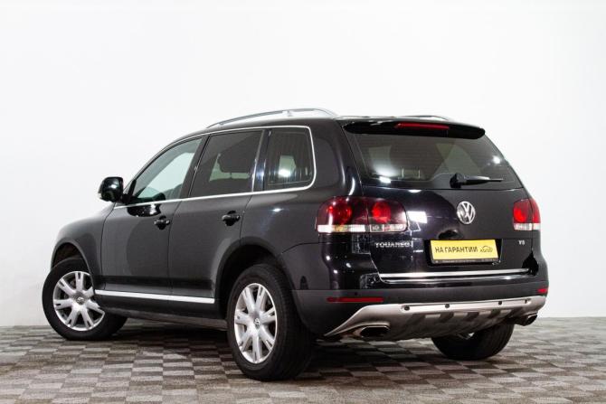 Volkswagen Touareg I Рестайлинг с пробегом 2010 года, цена 1 599 000 рублей, 291122 км, внедорожник, Автокод Объявления