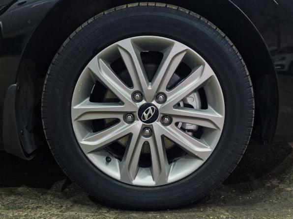 Hyundai Elantra V (MD) Рестайлинг с пробегом 2015 года, цена 1 395 000 рублей, 177447 км, седан, Автокод Объявления