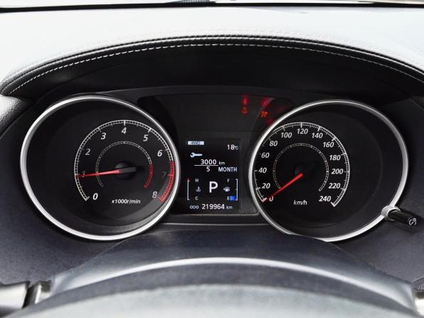Mitsubishi Outlander II Рестайлинг с пробегом 2010 года, цена 1 229 000 рублей, 219961 км, внедорожник, Автокод Объявления