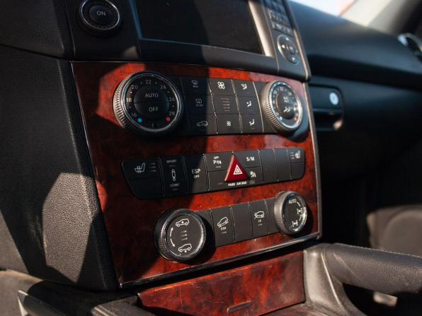 Mercedes-Benz M-Класс II (W164) Рестайлинг с пробегом 2009 года, цена 1 225 000 рублей, 363979 км, внедорожник, Автокод Объявления
