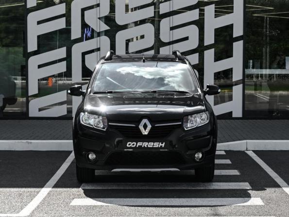 Renault Sandero II с пробегом 2015 года, цена 1 069 000 рублей, 118117 км, хэтчбек, Автокод Объявления