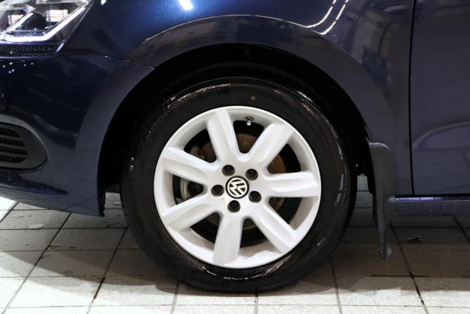 Volkswagen Polo V с пробегом 2012 года, цена 579 000 рублей, 220000 км, седан, Автокод Объявления