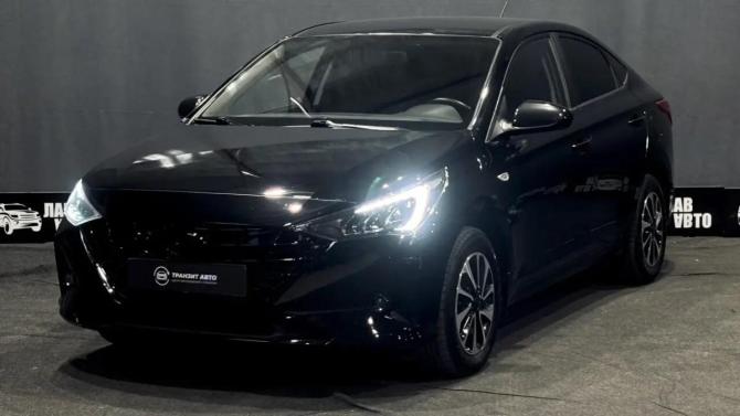 Hyundai Solaris II Рестайлинг с пробегом 2022 года, цена 1 780 000 рублей, 52500 км, седан, Автокод Объявления
