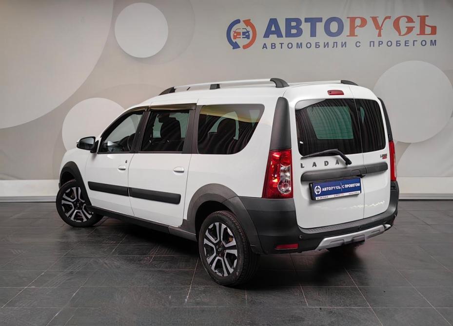 Lada (ВАЗ) Largus I Рестайлинг Москва  - изображение 2