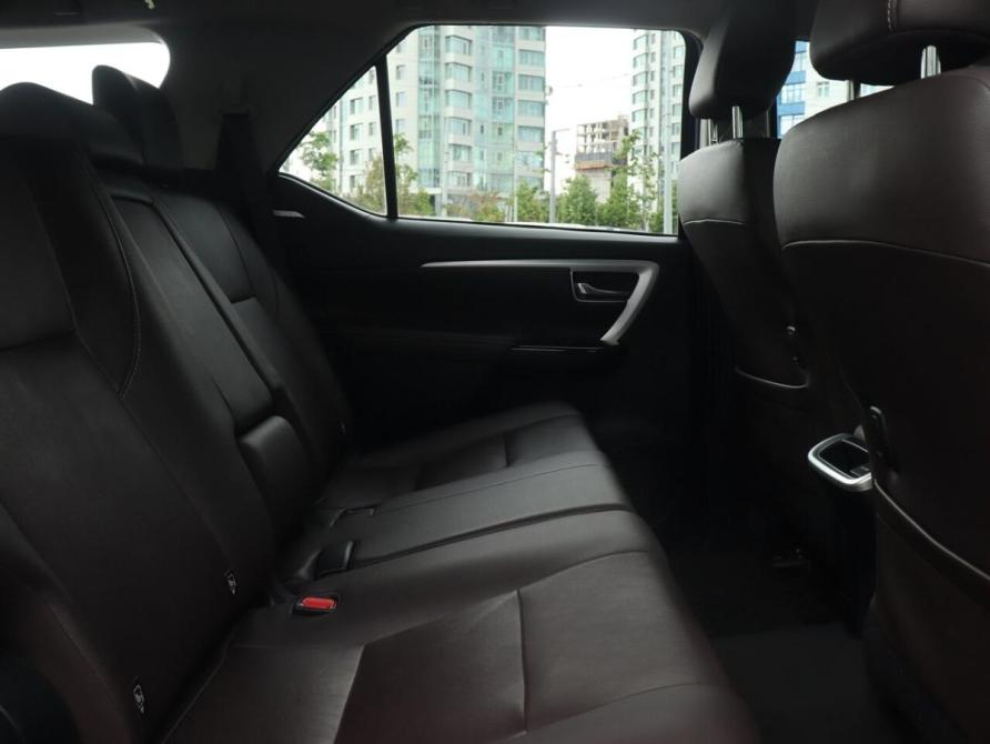 Toyota Fortuner II Казань  - изображение 8