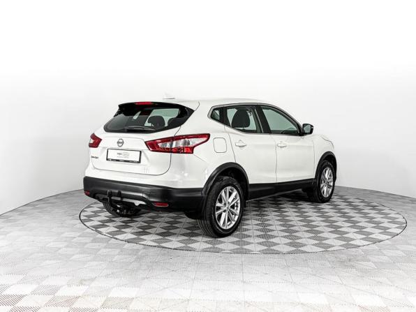 Nissan Qashqai II с пробегом 2018 года, цена 1 773 000 рублей, 27622 км, внедорожник, Автокод Объявления