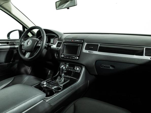 Volkswagen Touareg II Рестайлинг с пробегом 2015 года, цена 2 649 700 рублей, 126352 км, внедорожник, Автокод Объявления