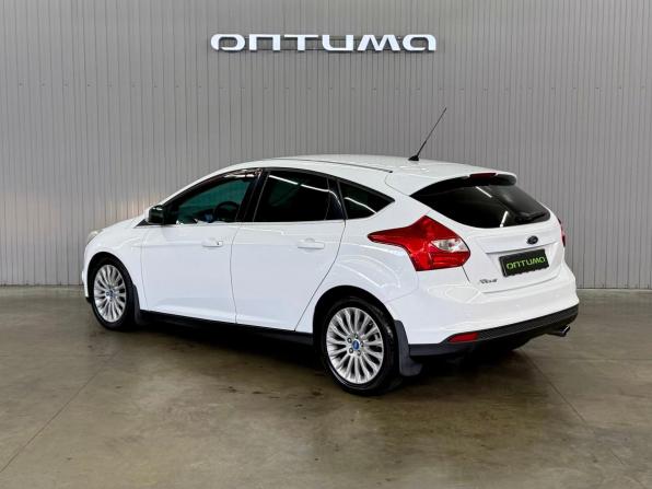 Ford Focus III с пробегом 2012 года, цена 947 000 рублей, 153504 км, хэтчбек, Автокод Объявления