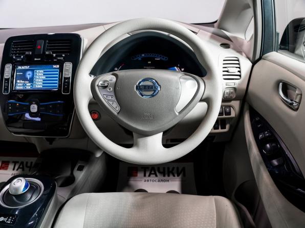 Nissan Leaf I (ZE0/AZE0) с пробегом 2011 года, цена 825 000 рублей, 119555 км, хэтчбек, Автокод Объявления