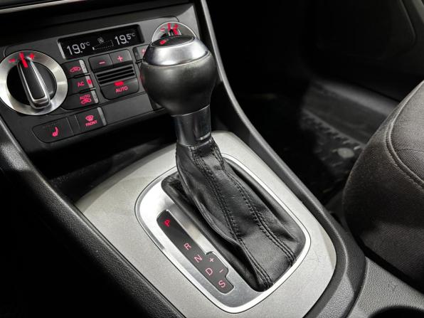 Audi Q3 I (8U) с пробегом 2012 года, цена 1 370 000 рублей, 233052 км, внедорожник, Автокод Объявления