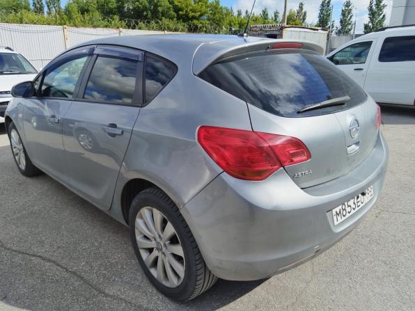 Opel Astra J с пробегом 2010 года, цена 595 000 рублей, 233462 км, хэтчбек, Автокод Объявления