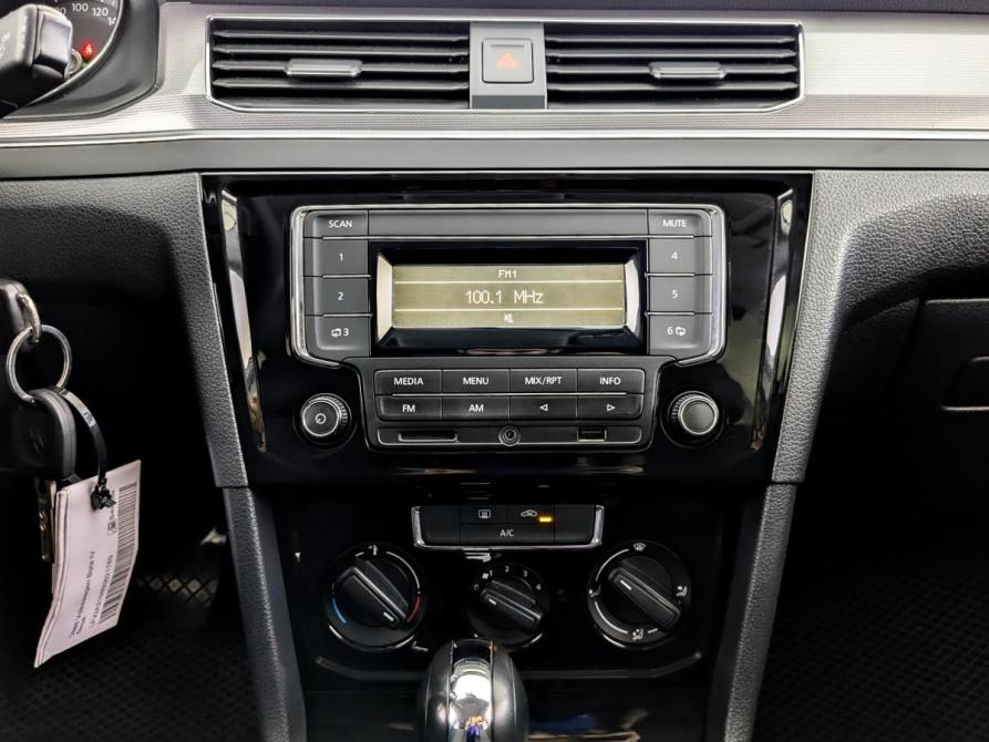 Volkswagen Bora IV Москва  - изображение 15