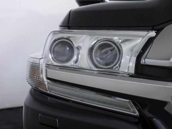 Toyota Land Cruiser 200 Series Рестайлинг 2 с пробегом 2015 года, цена 4 450 000 рублей, 239143 км, внедорожник, Автокод Объявления