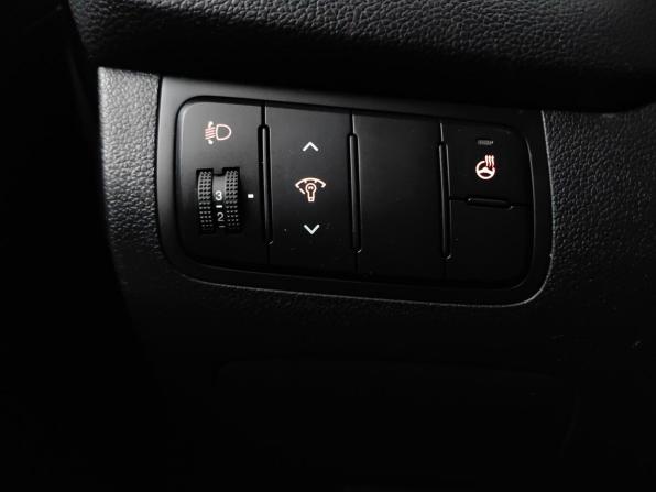 Kia Ceed II Рестайлинг с пробегом 2018 года, цена 1 469 000 рублей, 60155 км, хэтчбек, Автокод Объявления