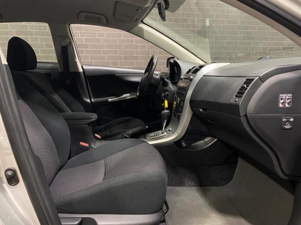 Toyota Corolla X (E140 E150) Рестайлинг с пробегом 2010 года, цена 1 050 000 рублей, 219623 км, седан, Автокод Объявления