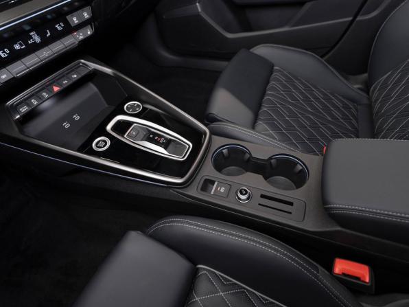 Audi A3 IV (8Y) Рестайлинг с пробегом 2026 года, цена 4 150 000 рублей, 32 км, хэтчбек, Автокод Объявления