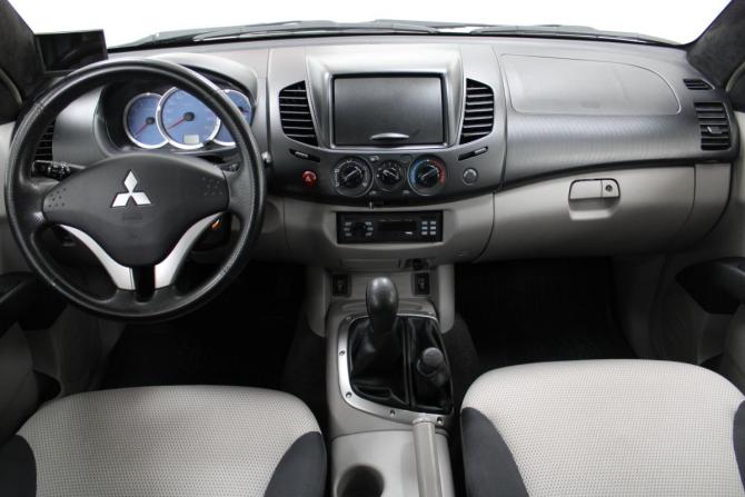 Mitsubishi L200 IV с пробегом 2008 года, цена 1 895 000 рублей, 170144 км, пикап, Автокод Объявления